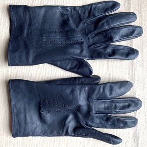 Vintage leather gloves